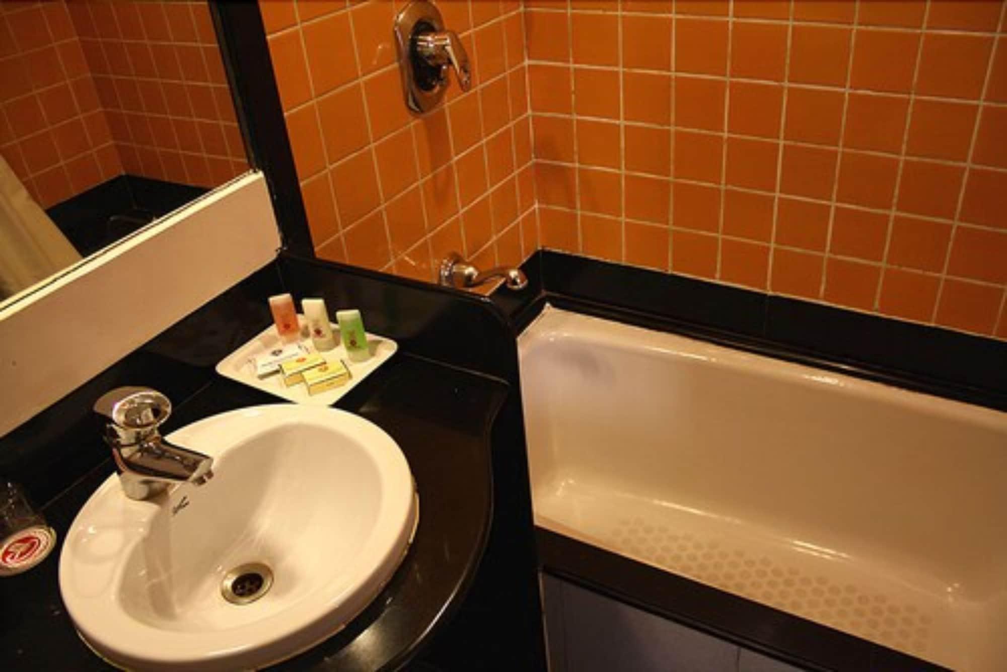 Ramee Guestline Hotel Khar Bombay Eksteriør billede