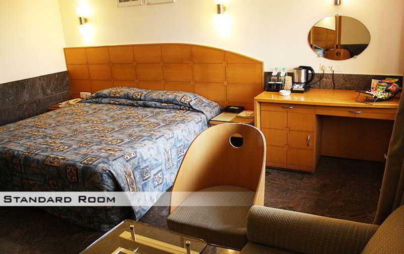 Ramee Guestline Hotel Khar Bombay Eksteriør billede